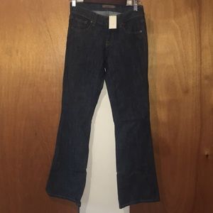 💙NWT Arden B Flare jeans